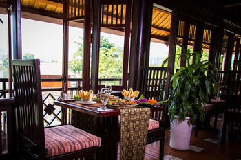 Hotel Mai Chau Lodge