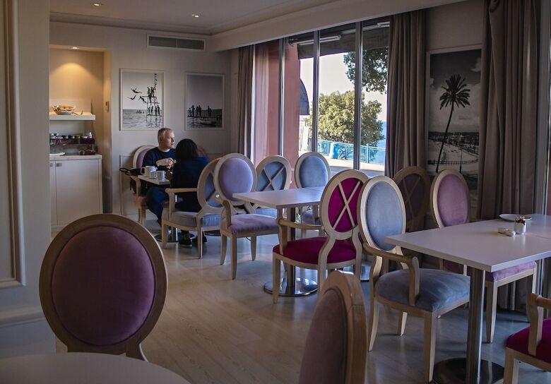 Hotel Suisse