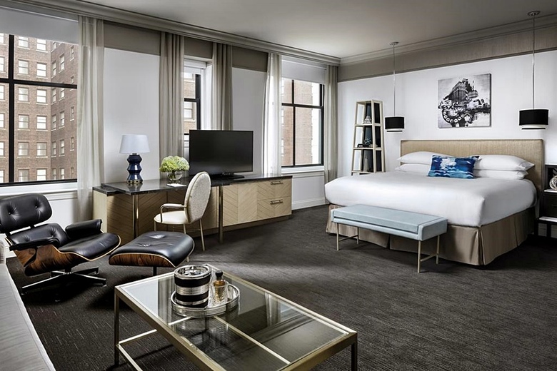 The Blackstone A Renaissance Hotel