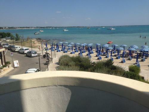 Bed & Breakfast Paradise Beach