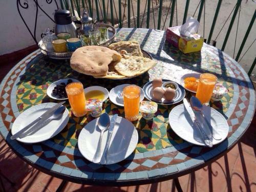 Bed & Breakfast Riad Family Samnoun