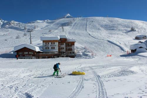 Hotel Albergo Bucaneve