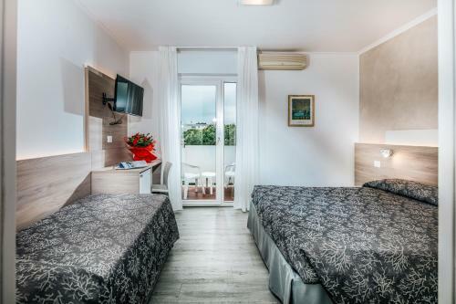 Hotel Ambassador Meuble