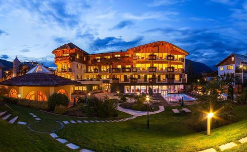 Hotel Mirabell Dolomiten Wellness Residenz