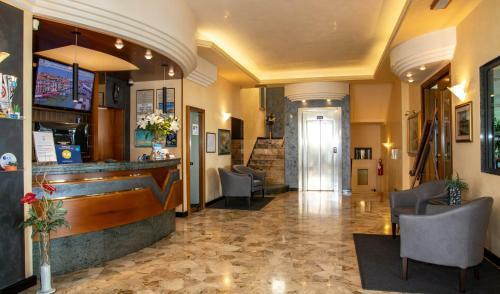 Hotel Sayonara