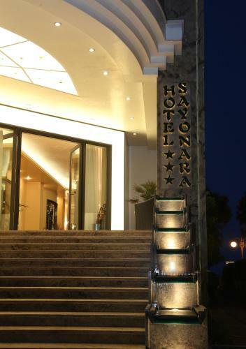 Hotel Sayonara