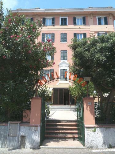 Hotel Flora