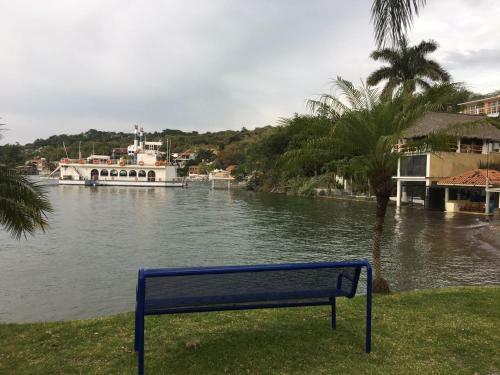 Casa En Tequesquitengo, Morelos-m�xico. Disfruta, Vive.
