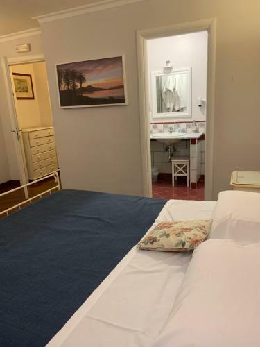 Hostal Dimora Caracciolo
