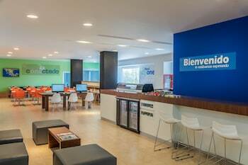 Hotel One Guadalajara Expo