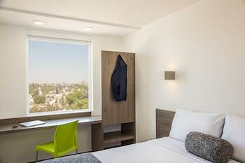 Hotel One Guadalajara Expo