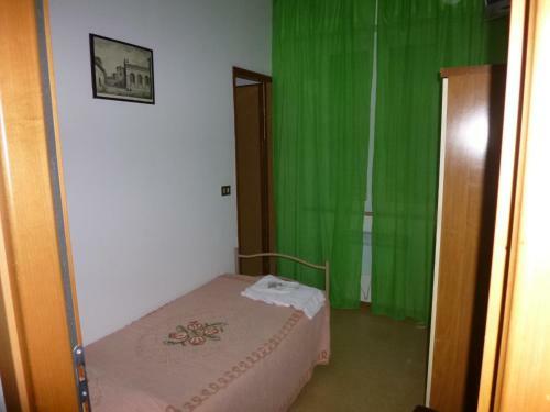 Consul Hotel