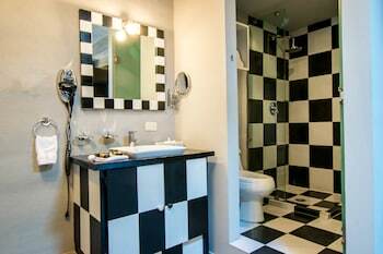 Hostal Hotel Damiana Boutique