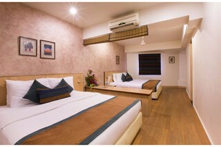 Hotel Transit
