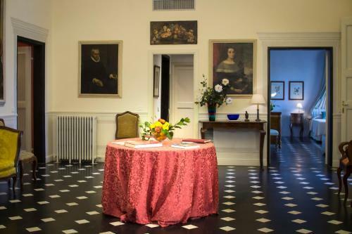 Palazzo Lengueglia B&B