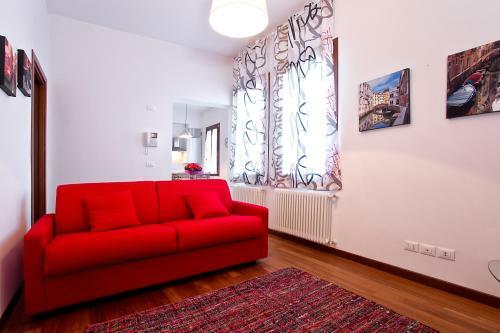 Good Wine Apartments
