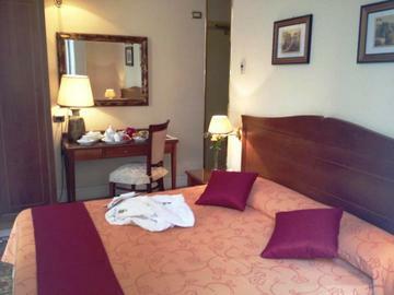 Hotel Akropolis