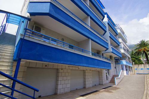 Hostal Blue Palace Guest House