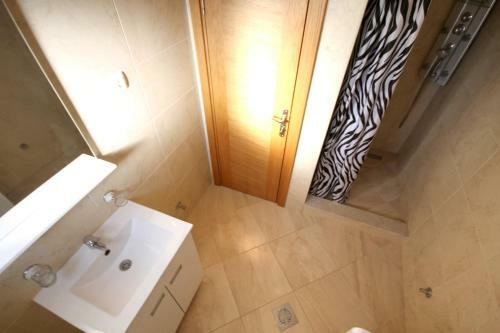 Kvin2 Apartments