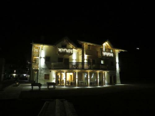 Ecohotel B&B Chalet Des Alpes Livigno