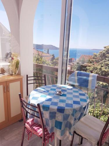 Hostal Guest House Mira