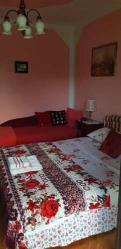 Hostal Guest House Mira