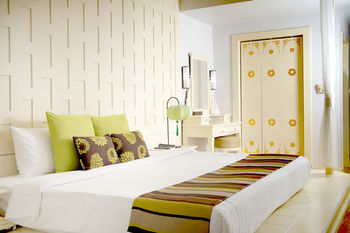 Hotel Aquamarine Resort & Villa