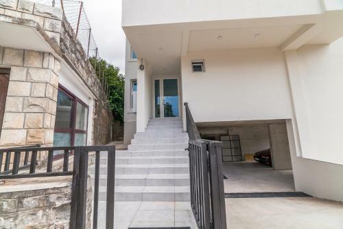 Hostal Milara Apartments