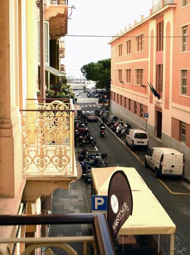 Hostal Gioberti House