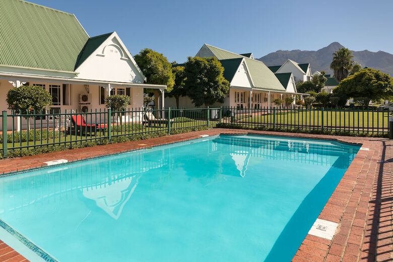 Hotel Protea King George