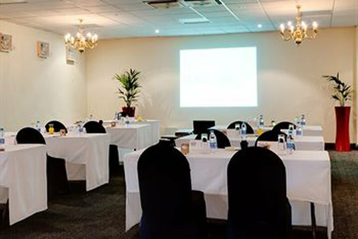 Hotel Protea King George