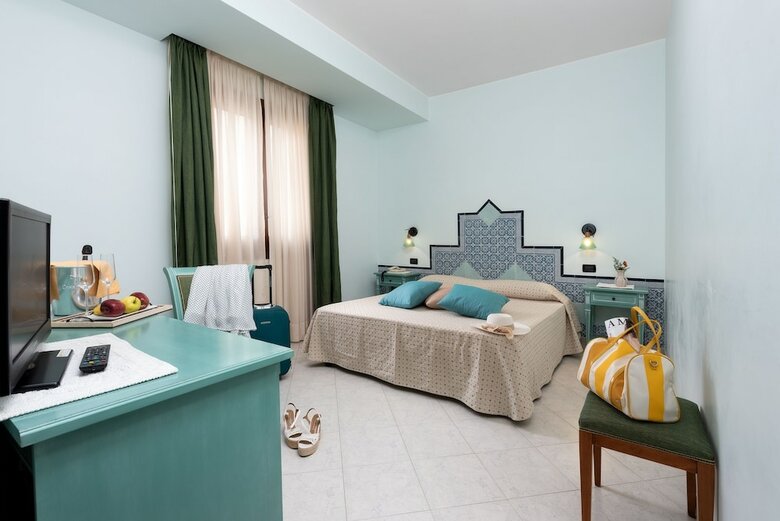 Hotel Mediterraneo