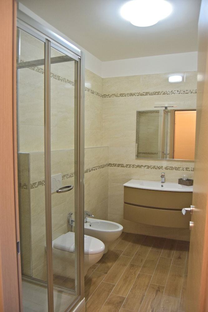 Hostal Civico 28