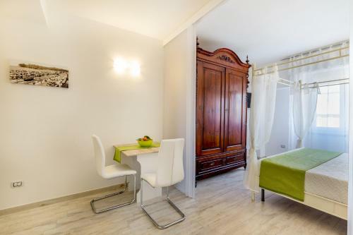 Hostal Sette Colli Guesthouse