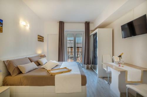 Hostal Sette Colli Guesthouse