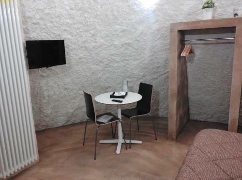 Hostal Stone Rooms