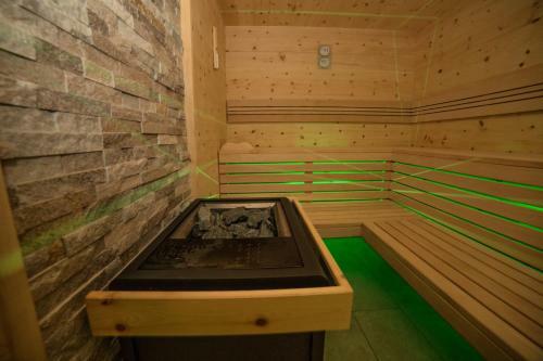 Hotel Garn� Savoy
