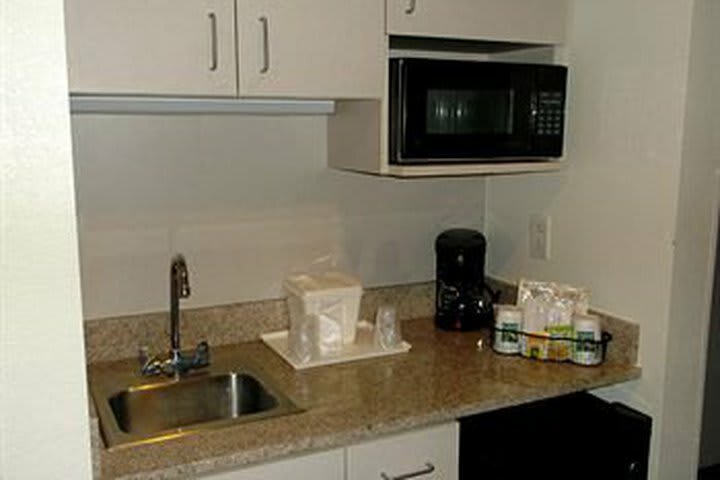 Hotel Quality Inn & Suites
