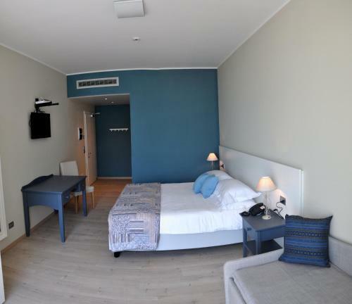 Tullio Hotel