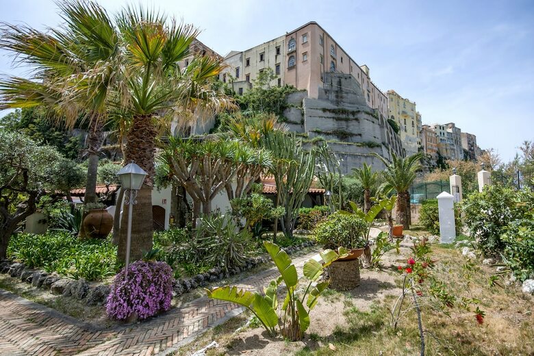Aparthotel Le Roccette Mare