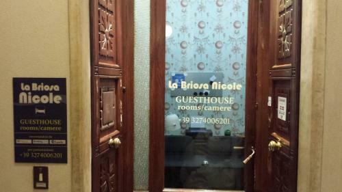 Hostal Guesthouse La Briosa Nicole