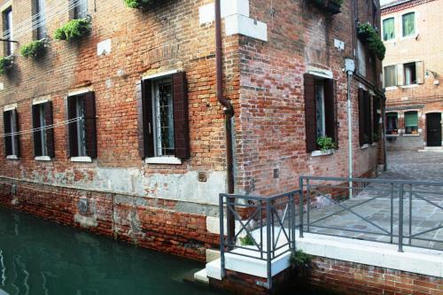 Venezianamente Apartments - Venice City Centre
