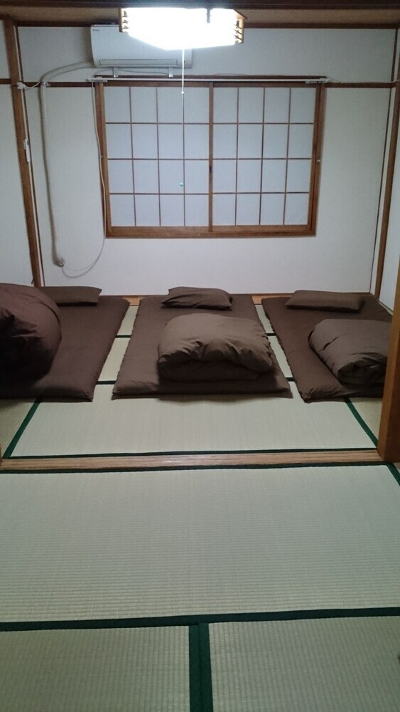 Abiko Guest House