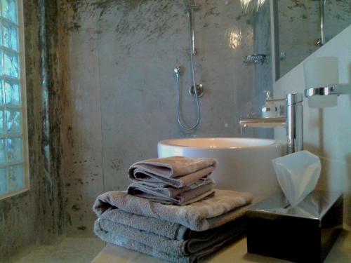 Bed & Breakfast Domus De Rocas Holiday House