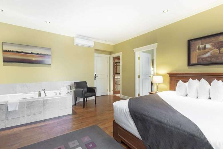 Le Grande-allee Hotel Et Suites