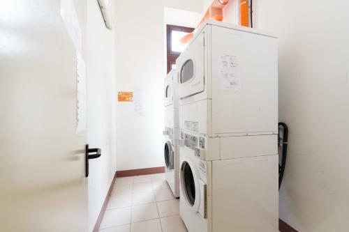 Hostel 7 Santi