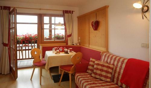 Aparthotel Dolomites Apartments Ciasa Vally