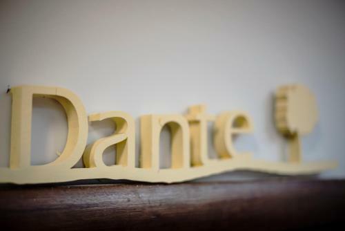 B&B Le 4 Stagioni Dante's Suites