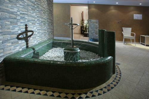Monastero Hotel Wellness Center