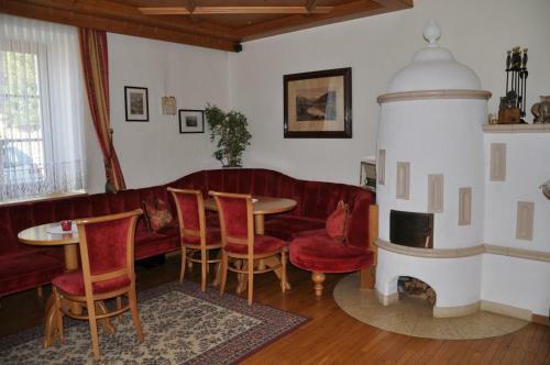 Hotel Dolomiten
